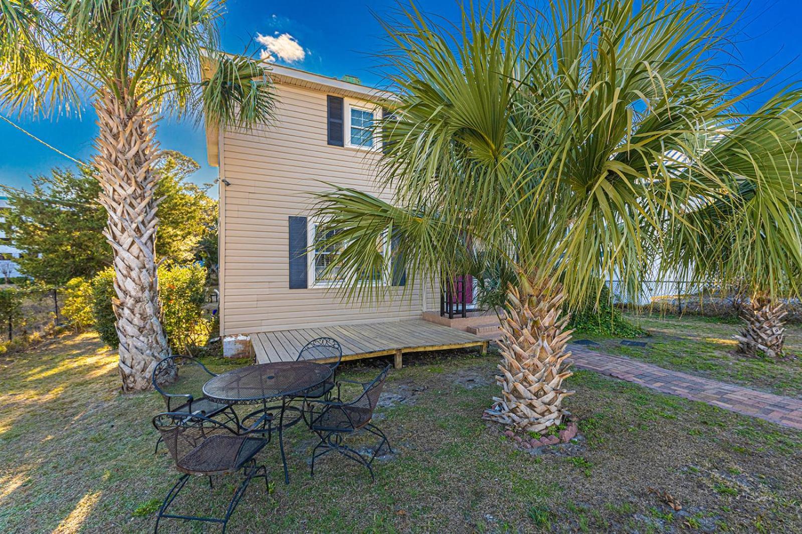 Dazzling Centrally Located Ocean View W 2 Kings, Huge Private Yard, 2 Decks, Firepit, Bbq Миртъл Бийч Екстериор снимка